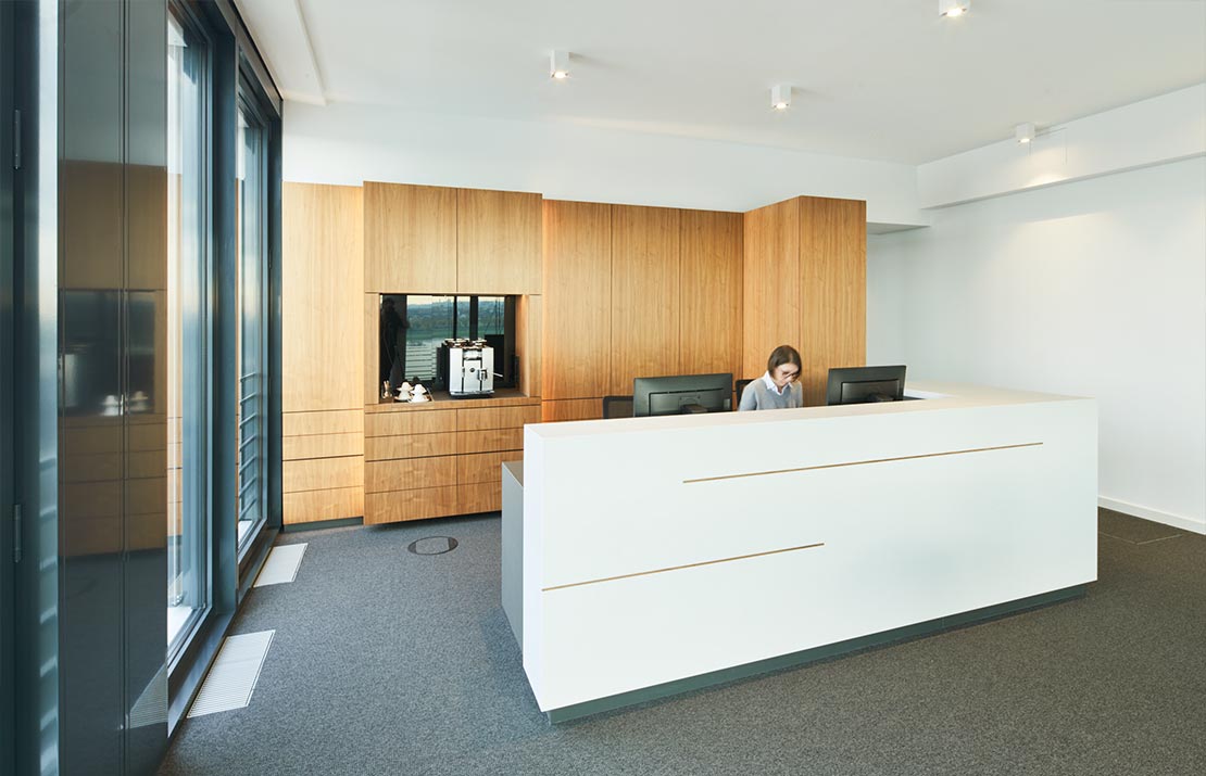 III George, Düsseldorf